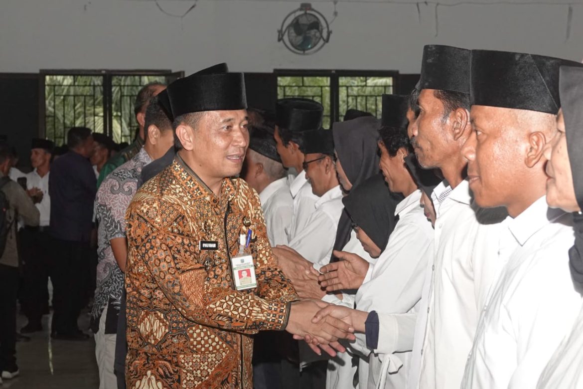 Pengukuhan Dan Perpanjangan Masa Jabatan Anggota BPD Sekec Padang Bolak Th 2024 Di Adakan Di Gedung Serbaguna Paluta 