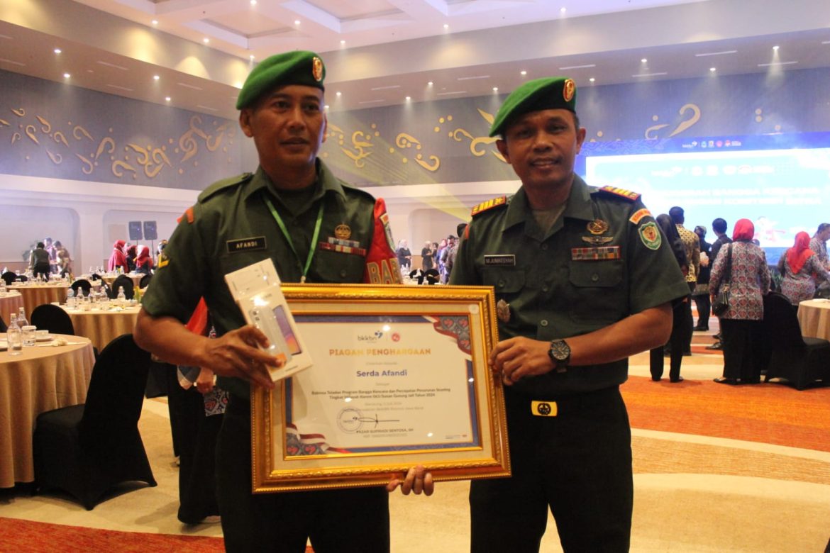 Dandim 0620/Kab Cirebon Hadiri Malam Anugerah Bangga Kencana dan penggalangan Komitmen Mitra