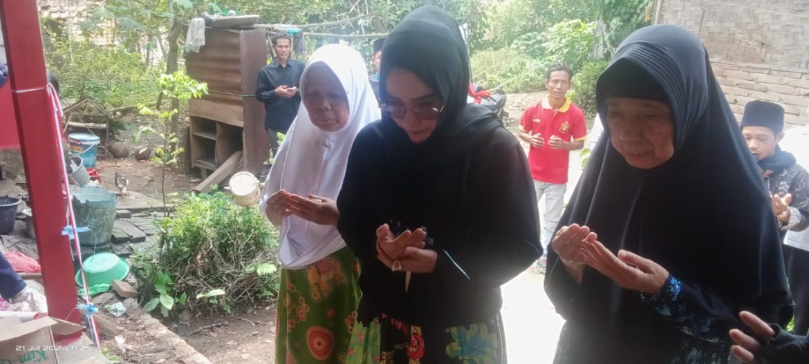 Ratu Ageng Rekawati Bakal Calon Gubenur Ratu Ageng Rekawati Bakal Calon Gubenur Banten 2024-2029. Resmikan Rumah Warga Kp. Luwuk Desa Mekarjaya