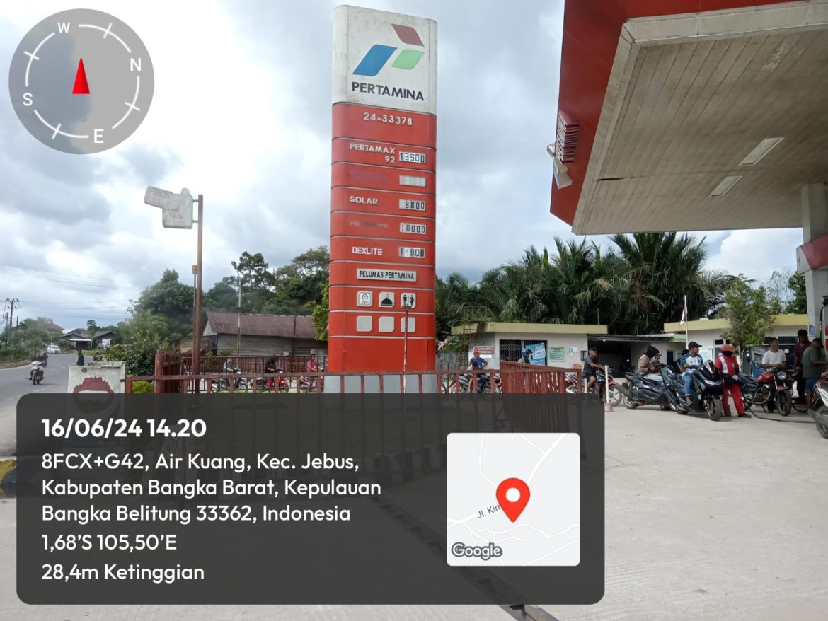 Aktivitas yang terlihat tak lazim diduga adanya penyalahgunaan Bahan Bakar Minyak (BBM) bersubsidi jenis Pertalite kepada pengerit motor di salah satu tempat Stasiun Pengisian Bahan Bakar Umum (SPBU) 24.33378, Minggu (16/06/24), Jalan kimjung, Kecamatan Parittiga, Kabupaten Bangka Barat, Kepulauan Bangka Belitung yang nampak seolah-olah terlihat aman dan bebas dalam aksinya tanpa adanya sentuhan aparat penegak hukum.