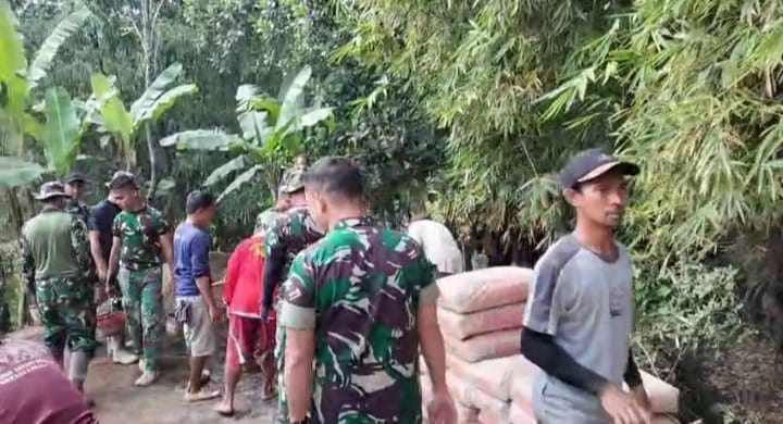 Dandim 0620/Kabupaten Cirebon Tinjau Perkembangan Pengerjaan Kegiatan TMMD