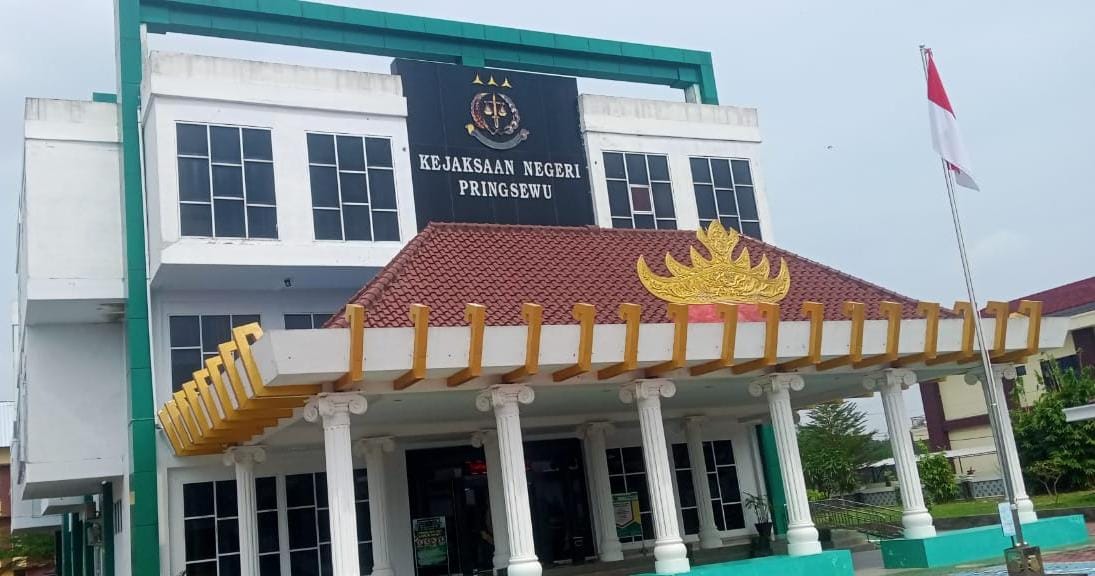 Tiem IWO Indonesia Pringsewu, Datangi Kejari, Pertanyakan Hasil Perkembangan Laporan Pengaduan Dugaan Korupsi DD