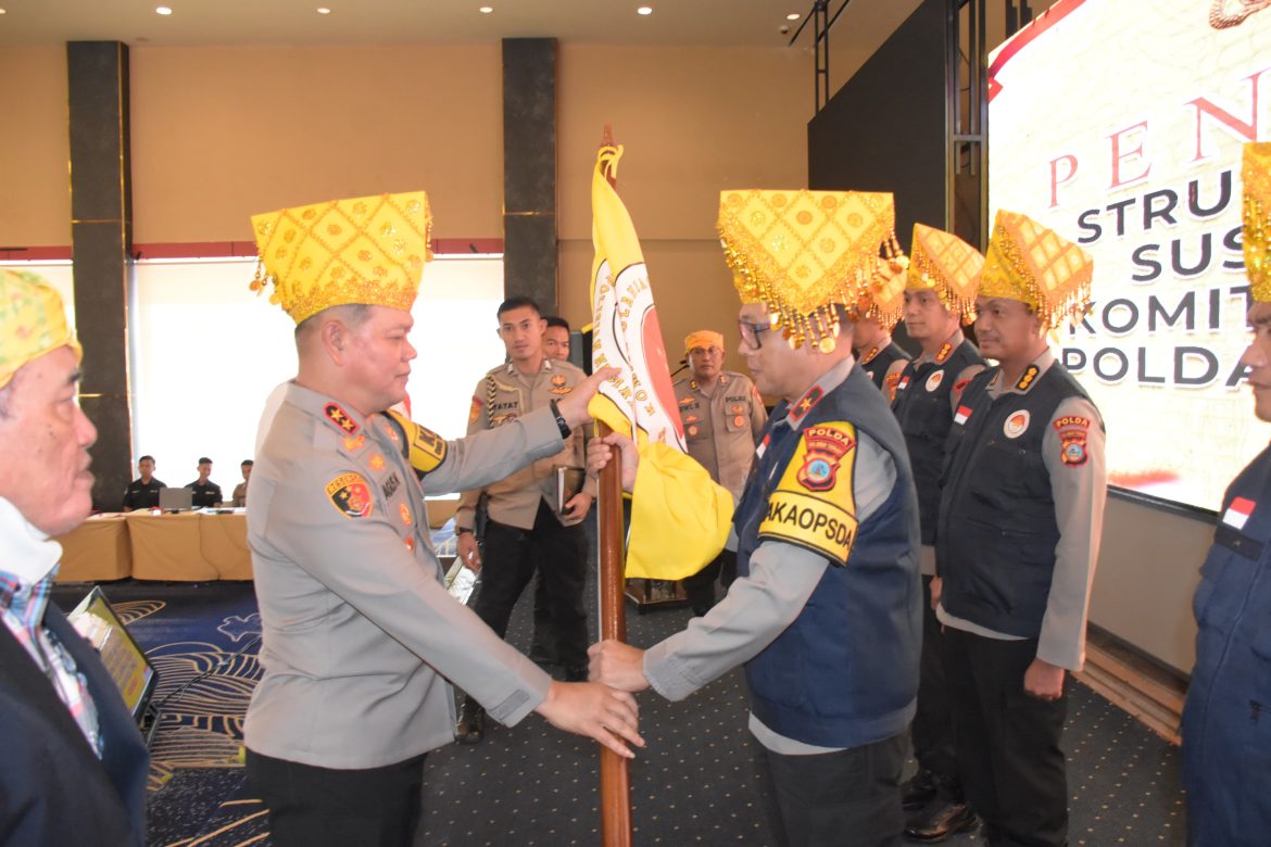 Kapolda Kukuhkan Pengurus Komite Olah Raga Polri Polda Sulteng
