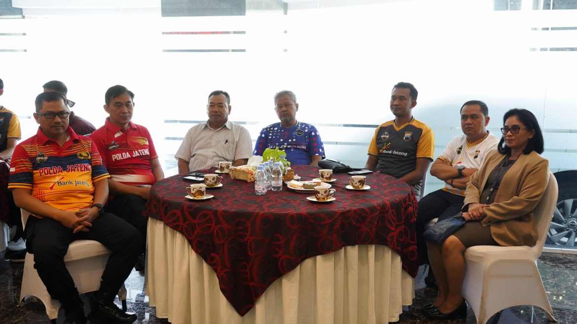 Kapolda Jateng Optimalkan Persiapan Tim Bola Voli Untuk Sukses Di Kapolri Cup 2024