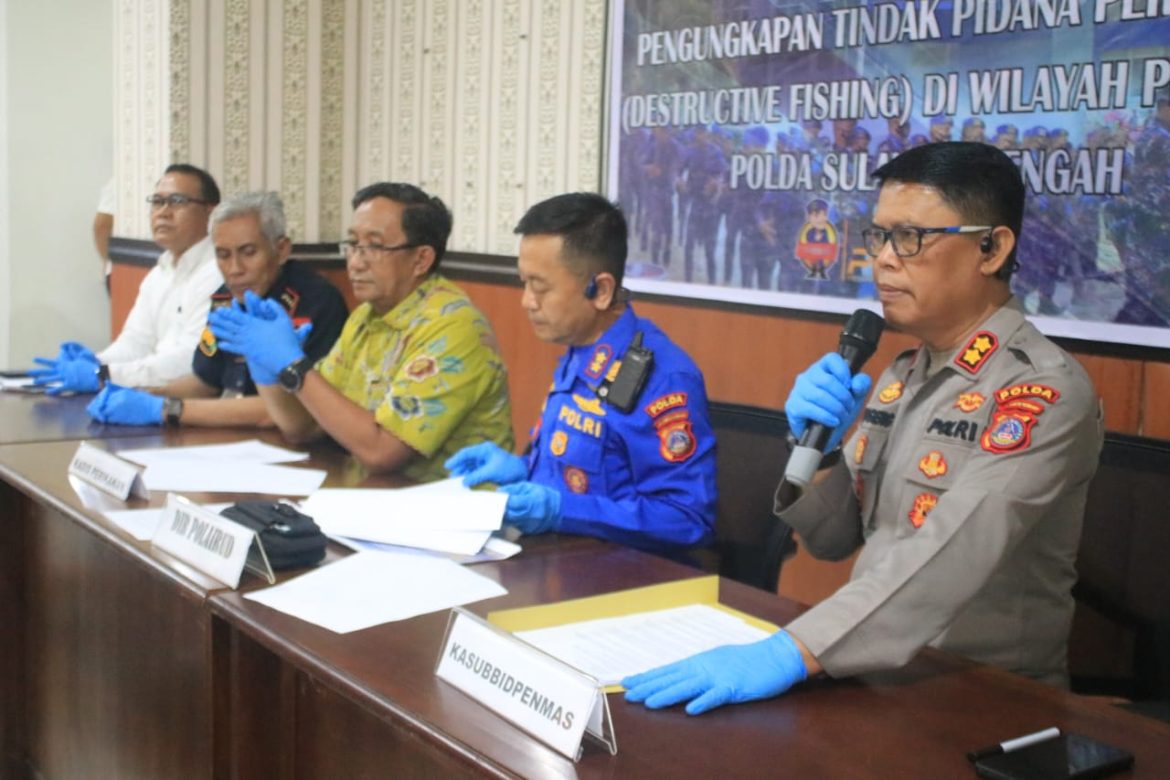 Ungkap 3 Kasus Destructive Fishing, Ditpolairud Polda Sulteng Amankan 5 Pelaku dan 27 Botol Bom Ikan