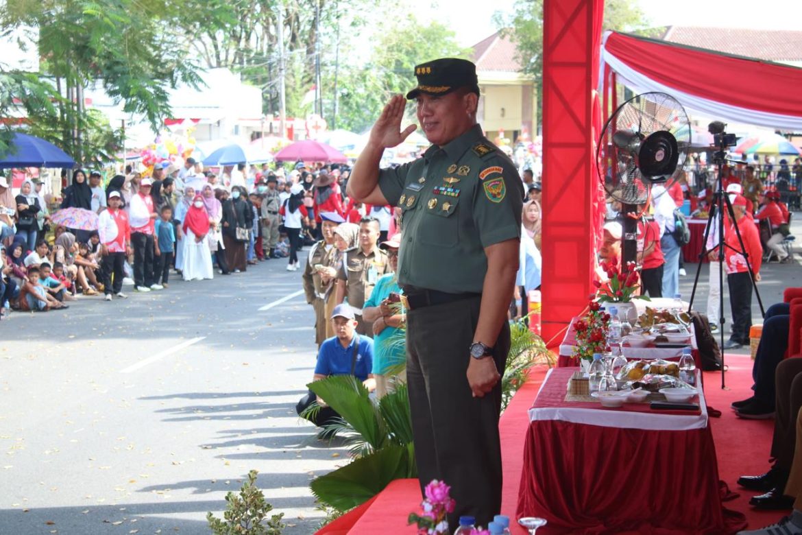 Kasrem 045/Gaya Hadiri Pawai dan Karnaval dalam rangka HUT RI ke 79 tahun 2024