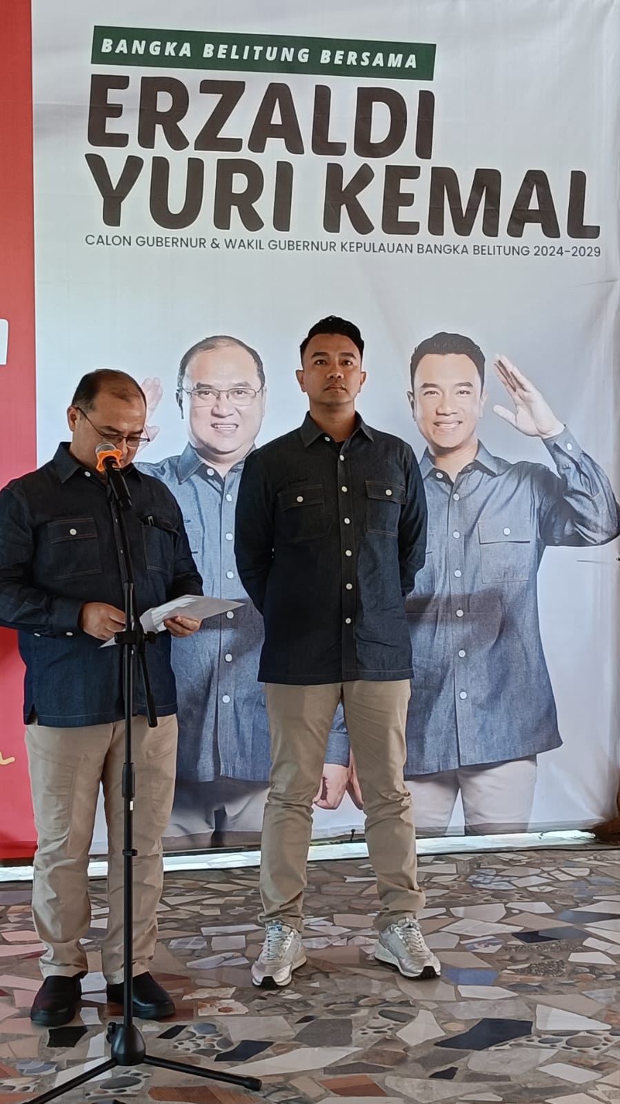 Erzaldi-Yuri Daftar Pilgub Babel: Merangkul Tradisi dan Berbagi Kasih, Pergi Ke KPU Naiki Vespa
