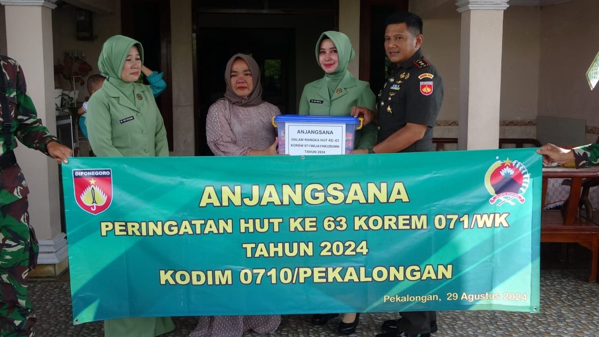 HUT Ke-63 Korem 071/Wijayakusuma Kodim Pekalongan Gelar Ziarah Rombongan dan Anjangsana Ke Warakawuri
