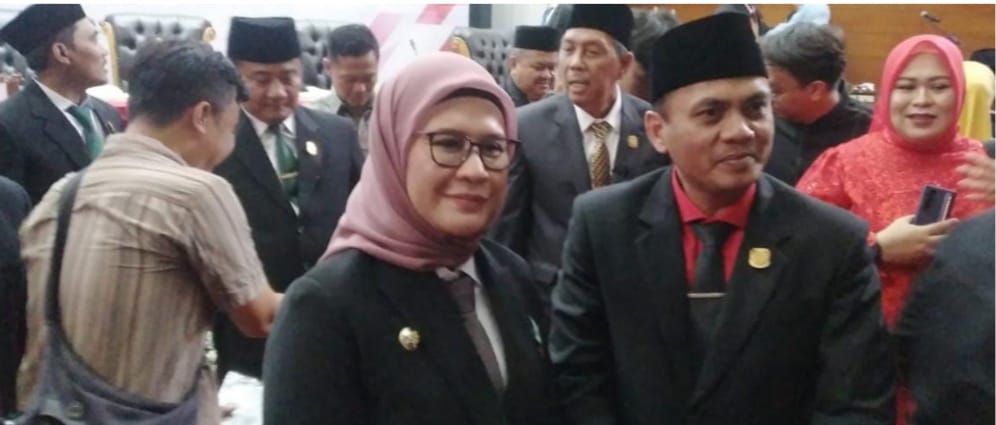50 anggota DPRD Indramayu hasil pemilihan legislatif pada 14 Februari 2024 telah diambil sumpah dan janji masa jabatan 2024-2029.