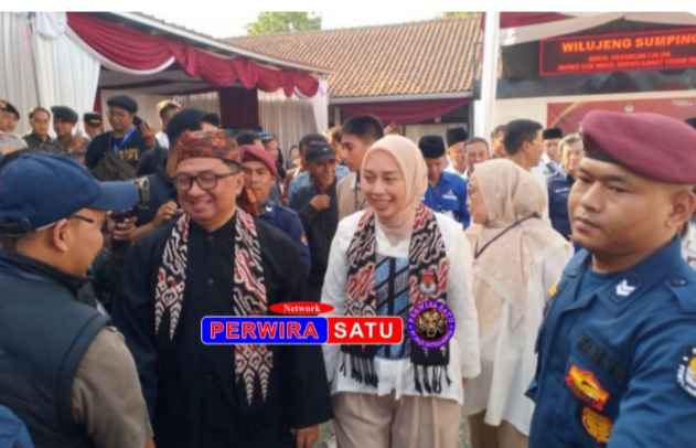 Pasangan Calon  Bupati dan Calon wakil Bupati Abdusy Syakur Amin dan Putri Karlina Sudah Reami Daftar ke KPU