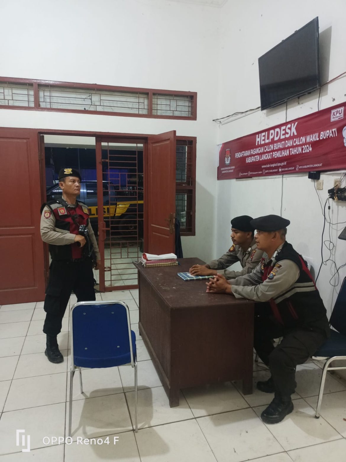 Jelang Pemilu 2024,Sat Samapta Polres Langkat Patroli Ke Kantor KPU Kabupaten Langkat. 