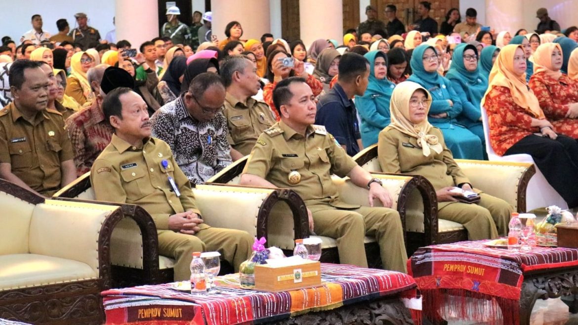 Pj. Ketua TP PKK Langkat Ny. Uke Retno Faisal Hasrimy Siap Tingkatkan Literasi Anak di Kabupaten Langkat.