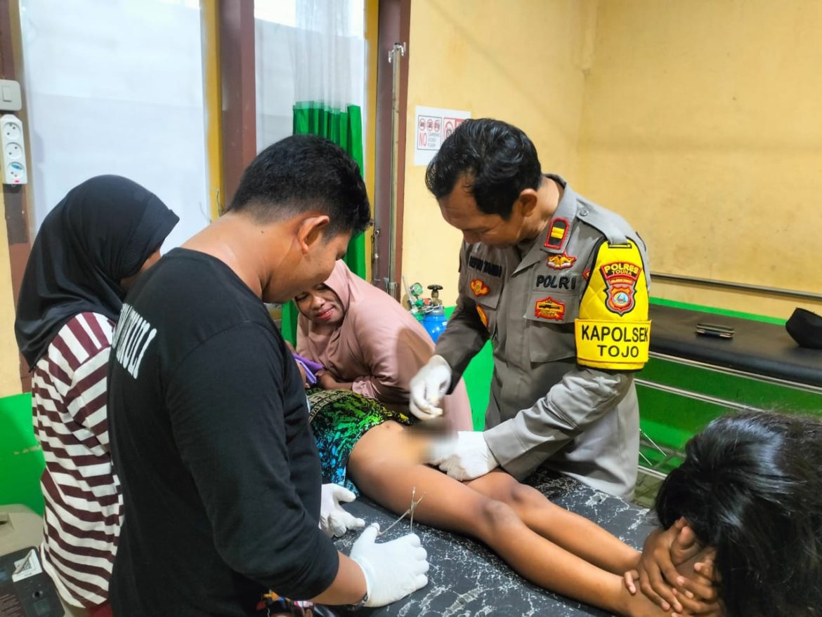 Tidak Hanya Polisi, Kapolsek Tojo Buktikan Keahliannya Melalui Sunatan Gratis