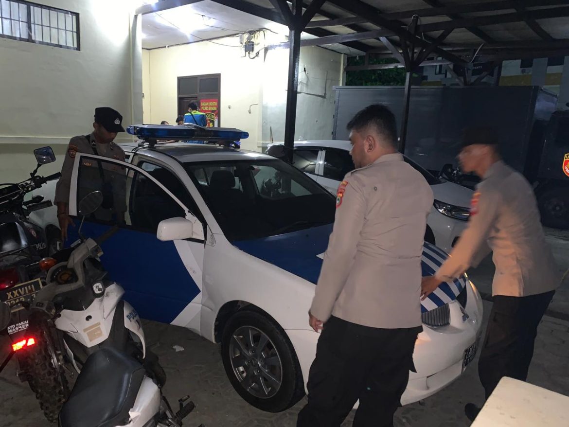 Bag Log Polres Bangka Selaku Subsatgas Logistik Satgas Ban ops melakukan Pengecekan Kendaraan