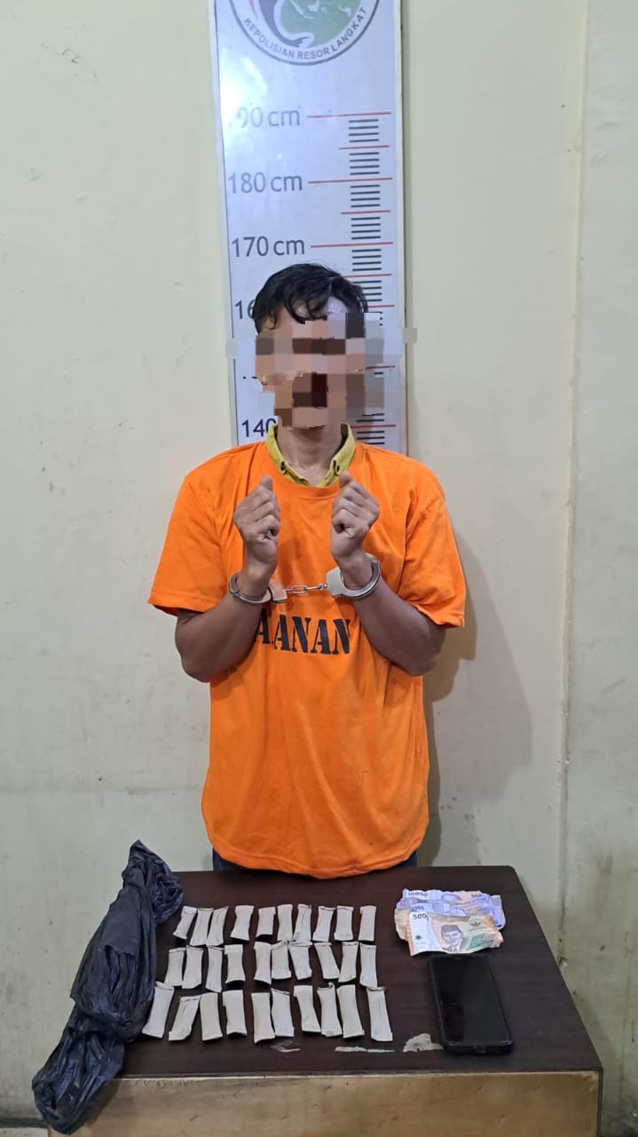 Sat Res Narkoba Polres Langkat Tangkap Pelaku Penyalahgunaan Narkotika Jenis Ganja. 