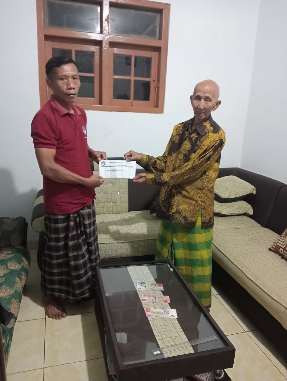PPDI Kecamatan Kajen, Adakan Santunan, Kepada Para Mantan Perangkat Desa Lansia. 