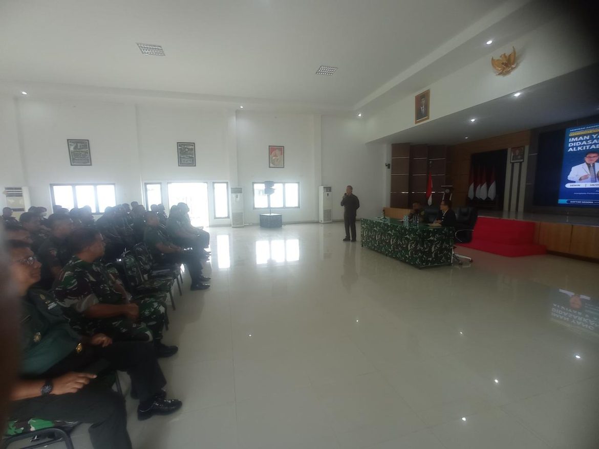 Tingkatkan Keimananan Prajurit TNI dan Keluarga, Korem 045/Gaya Adakan Seminar Akademik.