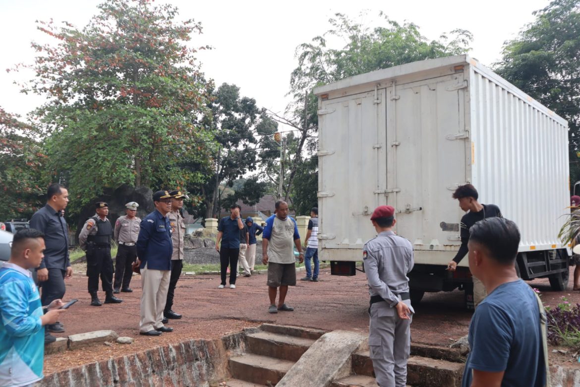 Polres Bangka Kawal Distribusi Logistik Pilkada 2024