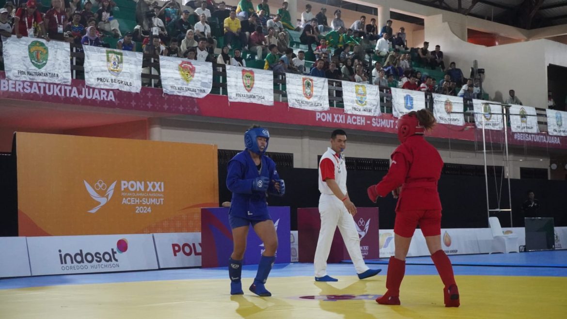 Hari Ketiga Cabor Sambo PON XXI: Jawa Barat Raih 3 Emas, Persaingan Ketat dengan DKI Jakarta.