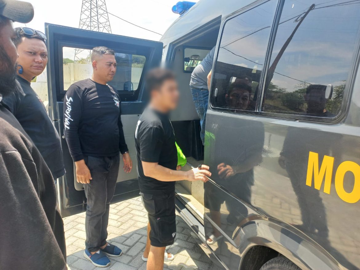 Berkas Pengancaman dan Pemerasan Lengkap, Polisi Serahkan Empat Warga Batui Kepada Kejari Banggai