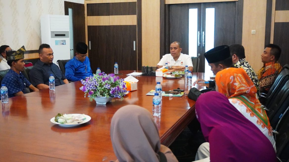 Pj. Bupati Langkat Berkomitmen Selesaikan Dugaan Perselingkuhan Kades Serapuh Asli: Tuntut Bukti Kuat dari Masyarakat.