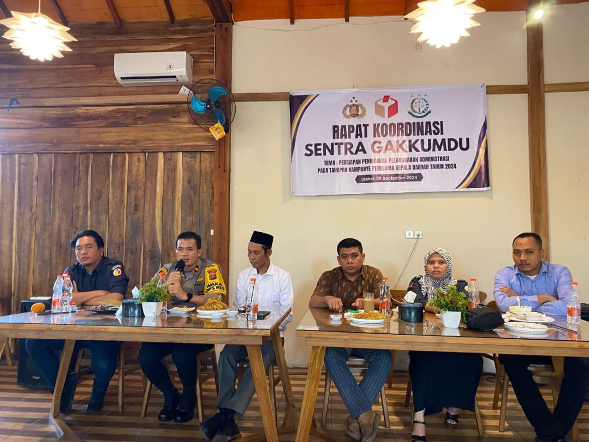 Wakapolres Langkat Hadiri Rapat Sentra Gakkumdu Pilkada Kabupaten Langkat.