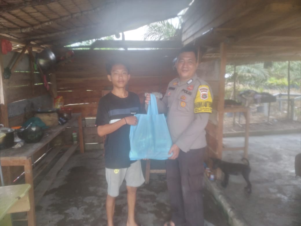 Polsek Belinyu Lakukan Kegiatan Jum’at Berkah