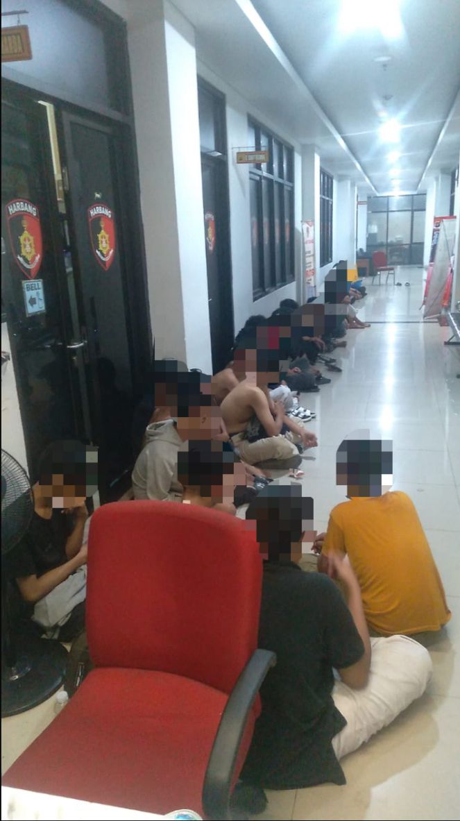 Polres Metro Jakarta Pusat Amankan 31 Pelajar, Bawa Sajam, Petasan dan Air Keras Untuk Tawuran