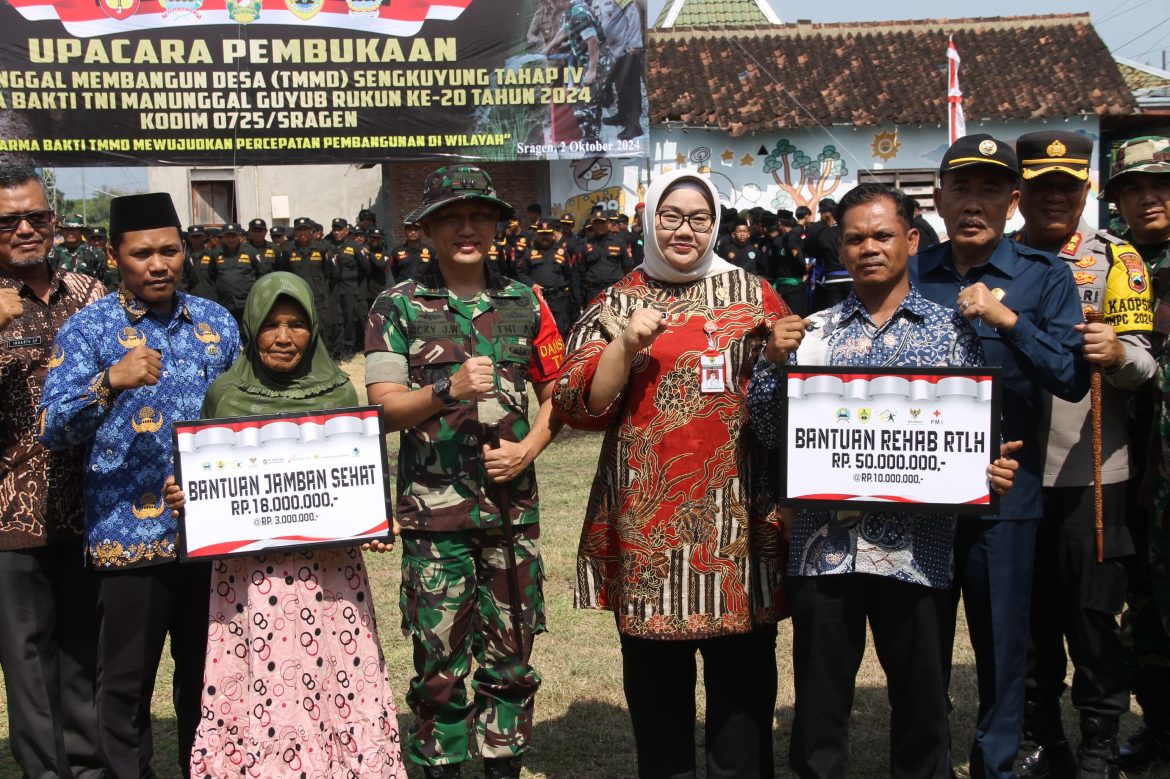 Buka TMMD Sengkuyung tahap IV di Desa Pagak, Bupati Sragen sampaikan dampak positif TMMD 