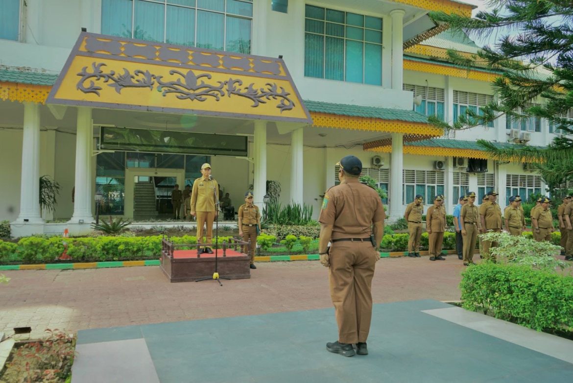 Pj. Bupati Langkat melalui Sekda Amril Tekankan Disiplin ASN demi Pelayanan Publik Berkualitas.