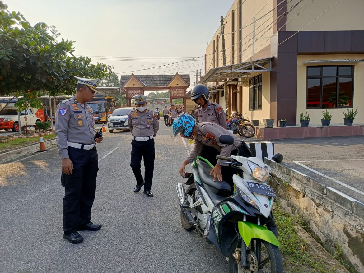 Masuki Hari Ketiga OZM 2024, Ditlantas Dan Propam Polda Babel Sasar Kelengkapan Kendaraan Personel