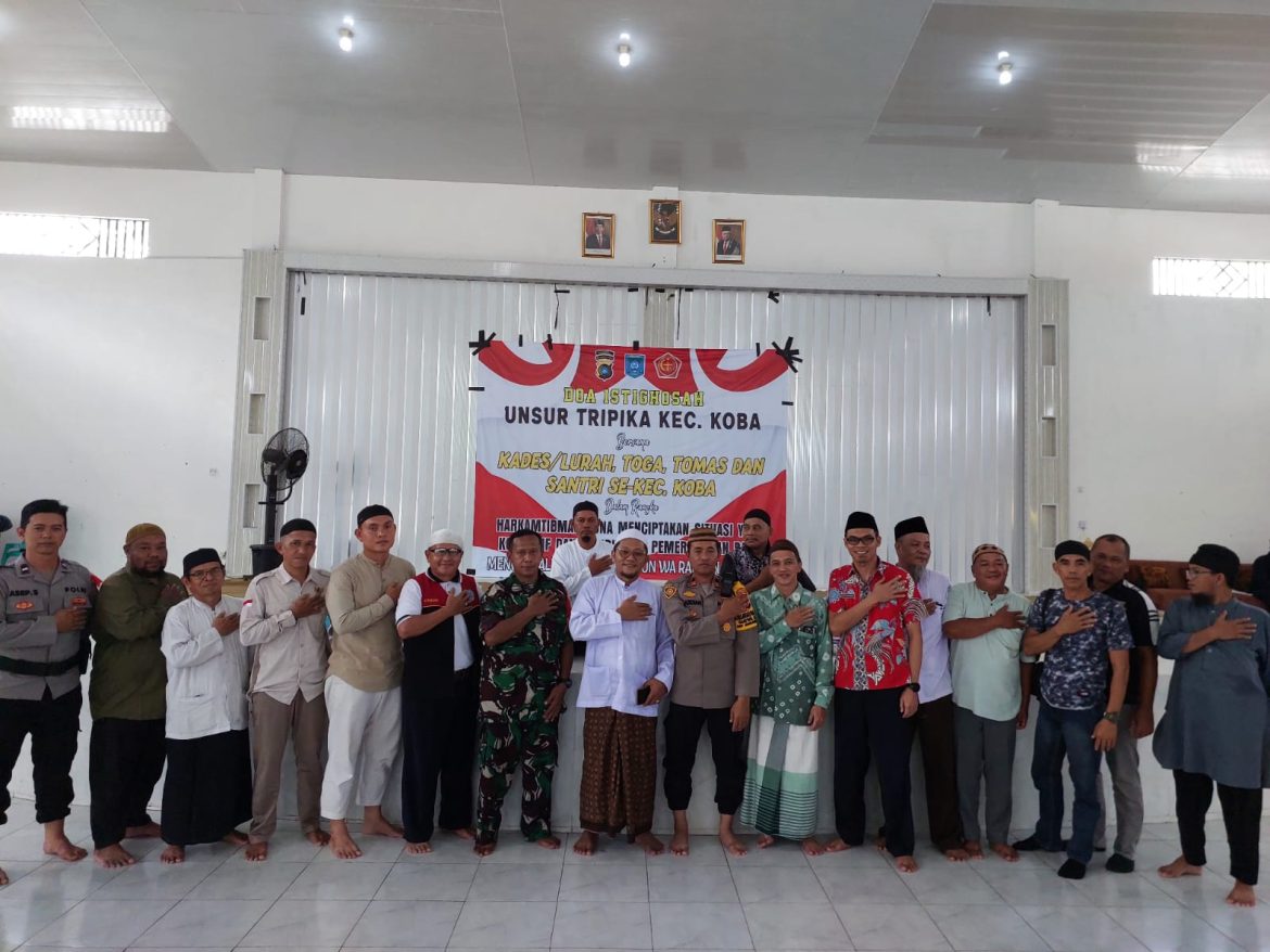 Kapolsek Koba : IPTU Mardian Syafrizal,S.P.D  Mengikuti istighosah dan doa.