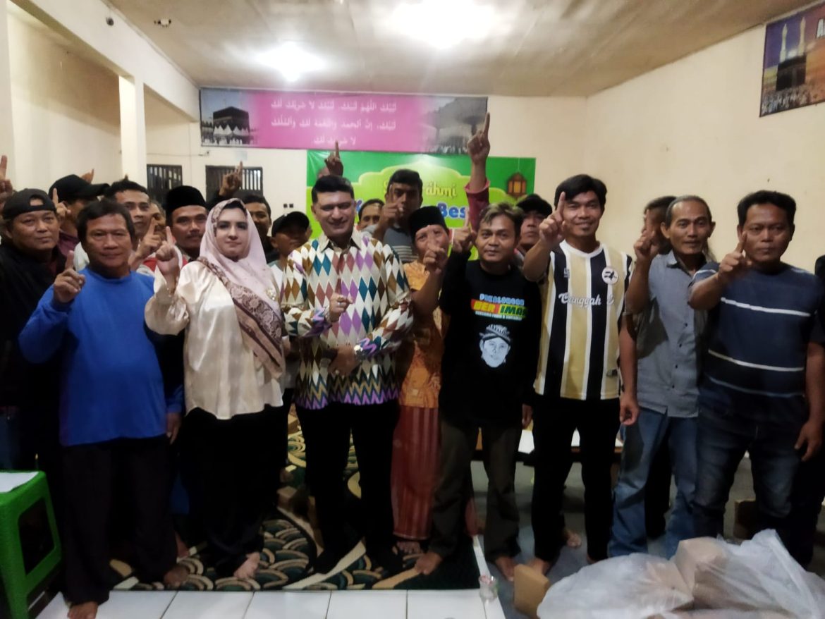 Team Korcam Kajen Memberikan Pembekalan kepada Kordes dan korte Untuk Pemenangan calon Bupati Pekalongan Nomer Urut 01