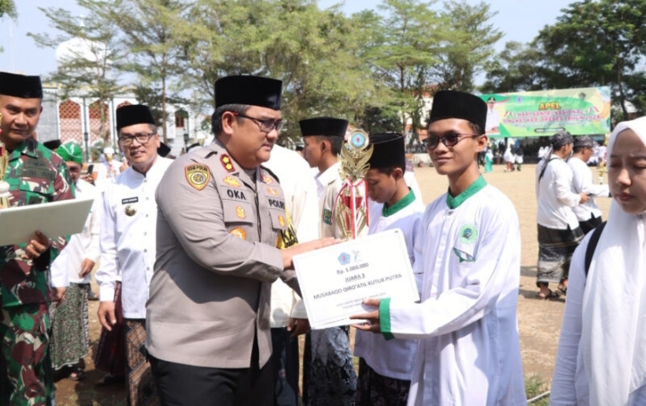 Kapolres Brebes,Bersama Forkompimda Hadiri Hari Santri Nasional 