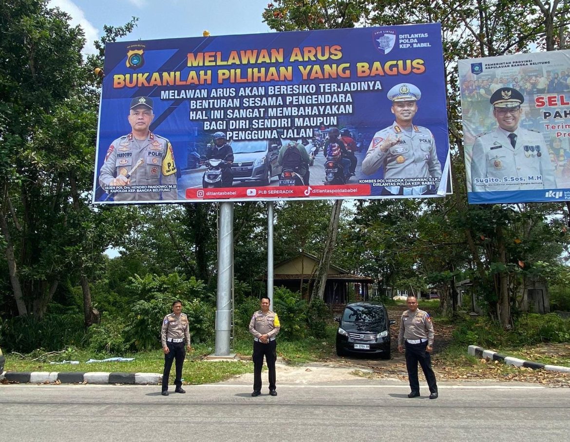 Dit Lantas Polda Babel Pasang Spanduk Himbauan Keselamatan Lalu Lintas, Kombes Pol Hendra : Ini Komitmen Kita