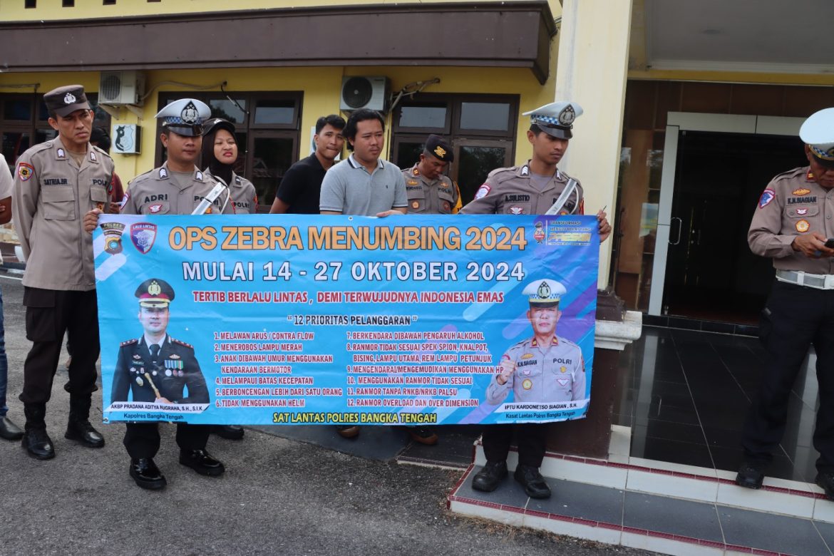Satlantas dan Dokkes Polres Bangka Tengah Gelar Himbauan Keselamatan dan Pelatihan P3K