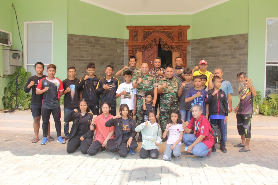 Kodim 0719/Jepara Beri Motivasi Atlet Gulat Jepara yang Siap Bertanding di Kejurprov 2024