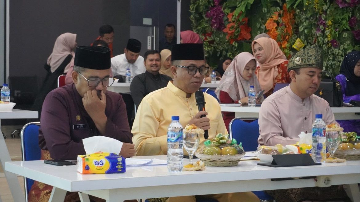 Pj. Bupati Langkat Faisal Hasrimy: Evaluasi SAKIP Langkat untuk Capai Target Penilaian 2025.