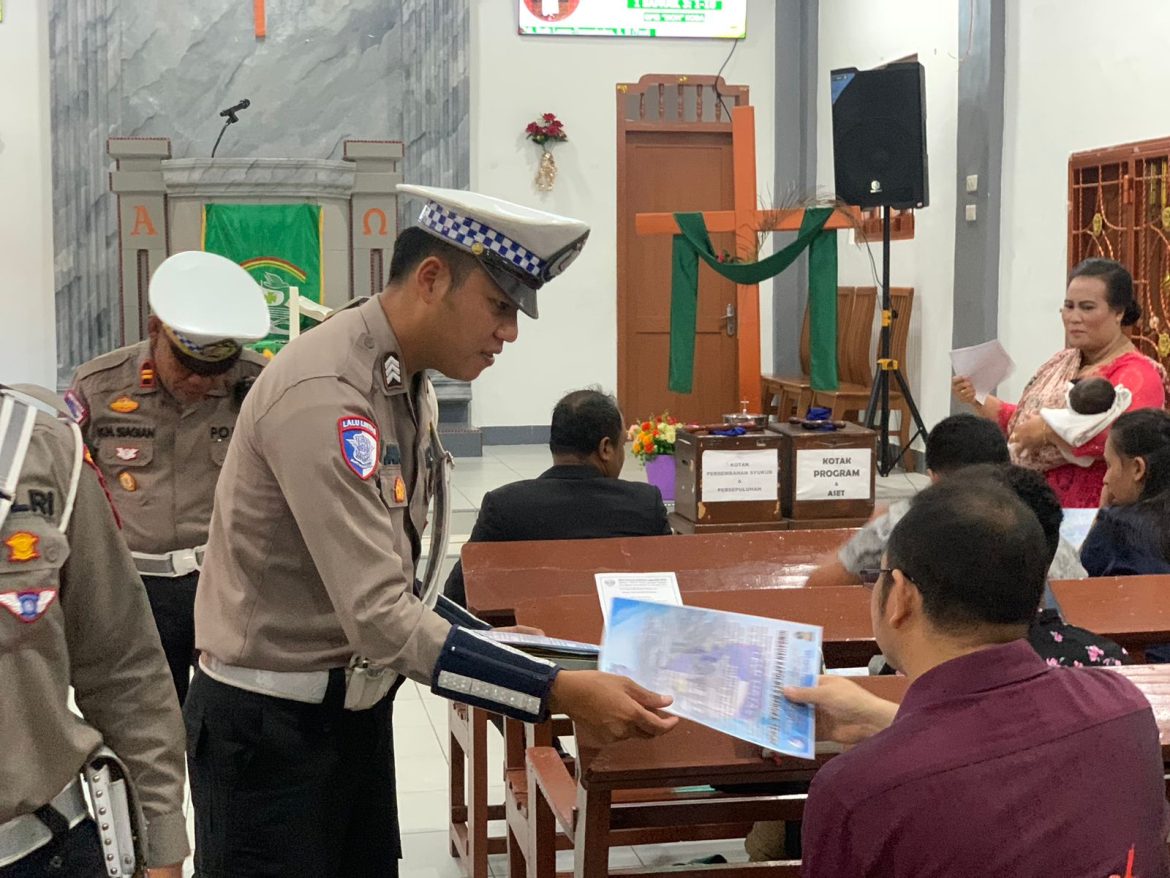 Satlantas Polres Bangka Tengah Gelar Sosialisasi Ops Zebra Menumbing 2024 di Gereja GPIB Sion
