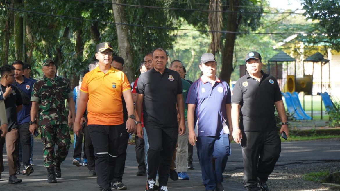 Kapolres langkat hadiri Kejuaraan Tarkam Kemenpora RI Tahun 2024 Resmi Dibuka di Kabupaten Langkat.