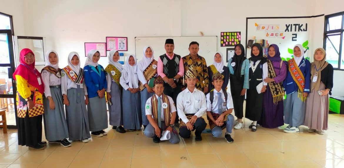 Teras Cendikia Dipercai Menjadi Juri Lomba Pidato Bahasa Lampung 