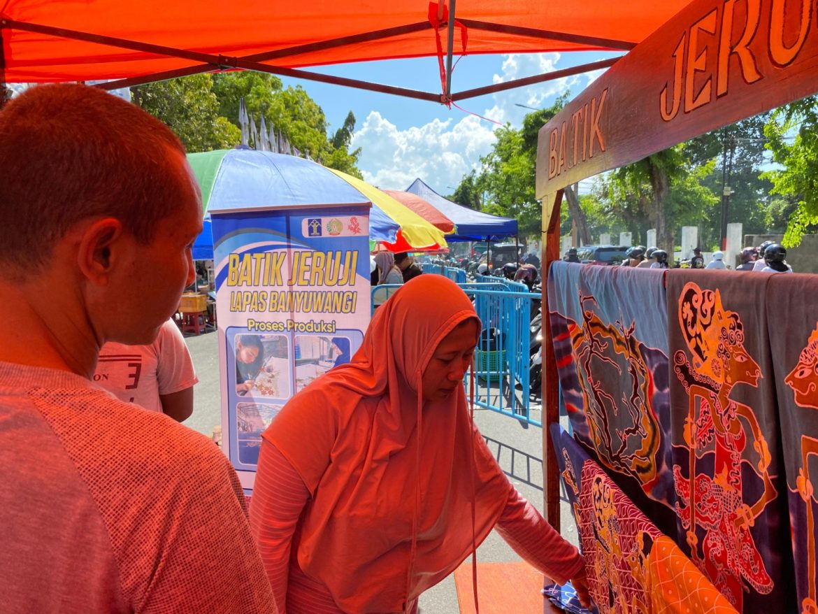 Lapas Banyuwangi Kenalkan Produk Hasil Karya Warga Binaan Lewat Car Free Day