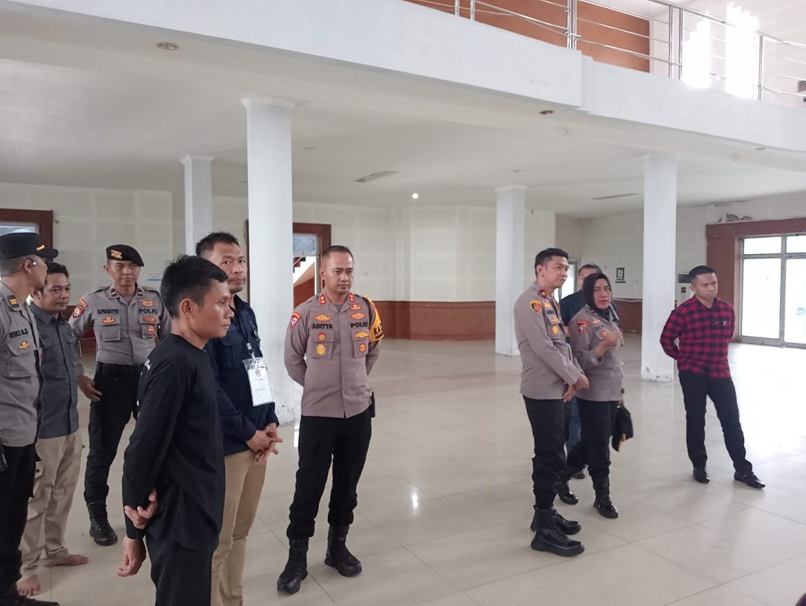 Polres Bangka Tengah Amankan Pelipatan Surat Suara Pilkada 2024 di GSG Koba