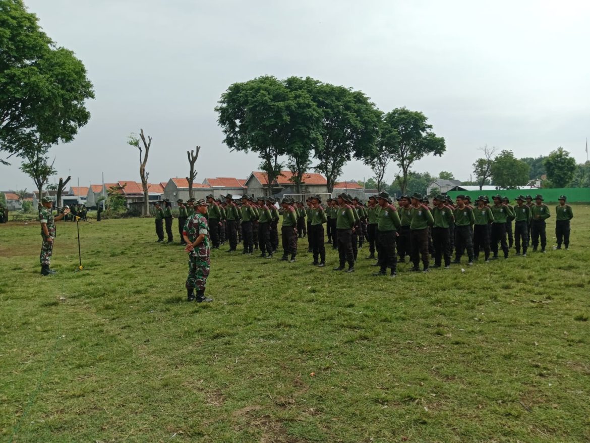 Babinsa Berikan Pelatihan Ketarunaan, Bina Generasi Muda yang Berkarakter dan Berdisiplin