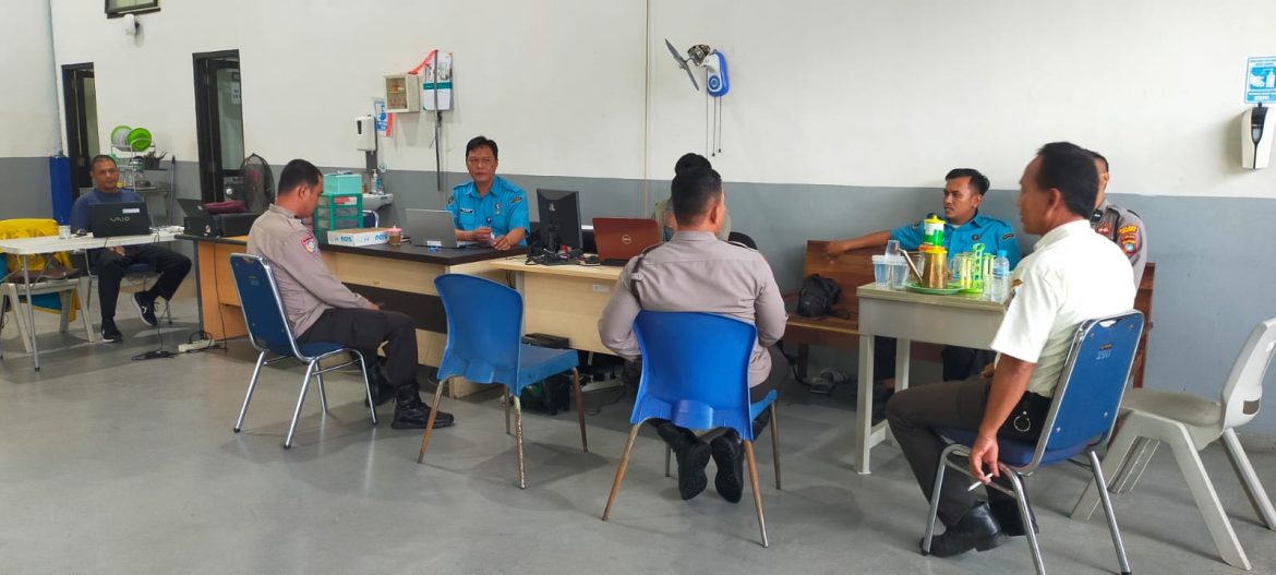 Sat Binmas Polres Bangka Selaku Satgas Preemtif; Menghimbau Kepada Masyarakat Untuk menjaga dan Menciptakan Situasi Kamtibmas Aman, Kondusif serta Damai.