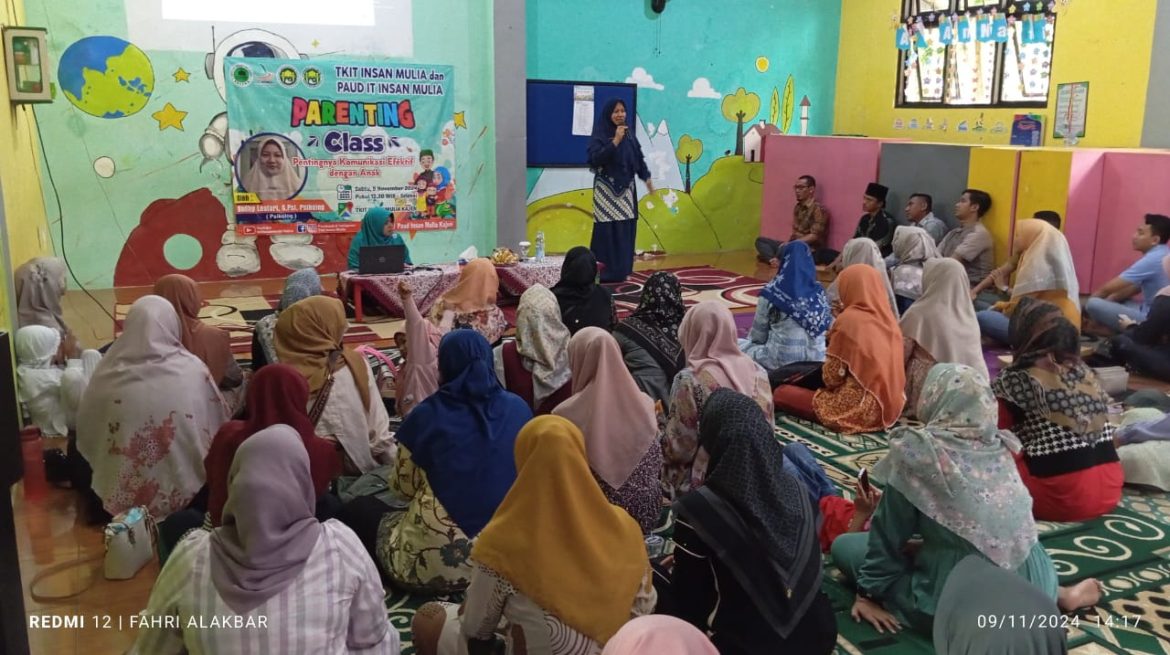 Perkuat Hubungan Orang Tua dan Anak, TKIT Insan Mulia Ajak Wali Murid Pelajari Komunikasi Efektif