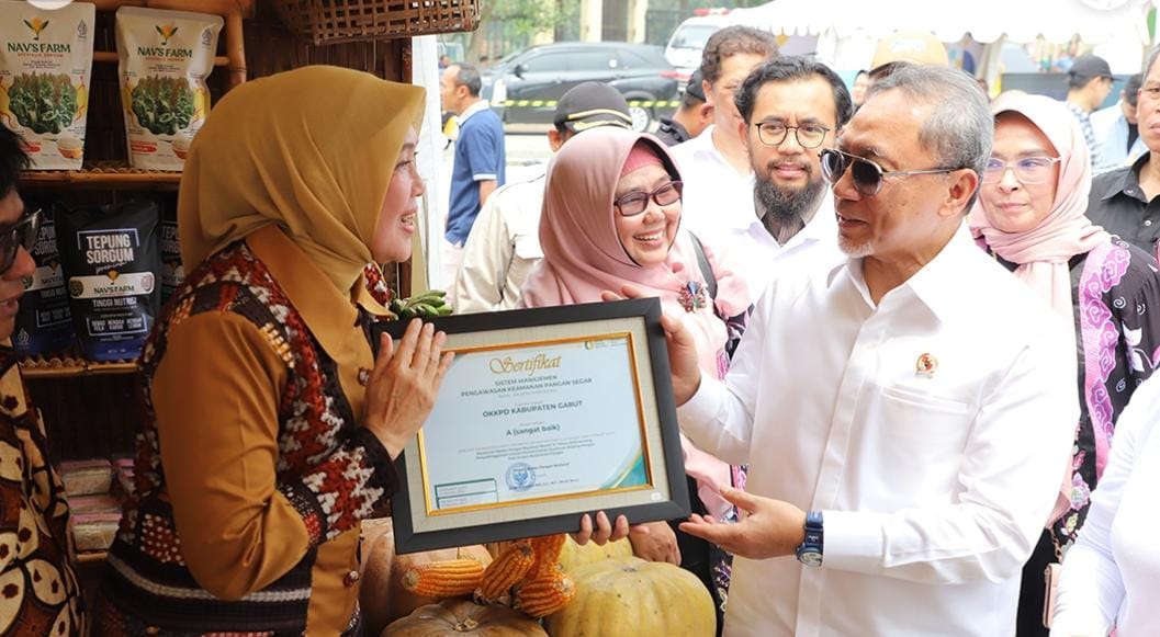 Dinas Ketahanan Pangan Kabupaten Garut Raih 6 Penghargaan Bergengsi pada HPS ke-44*