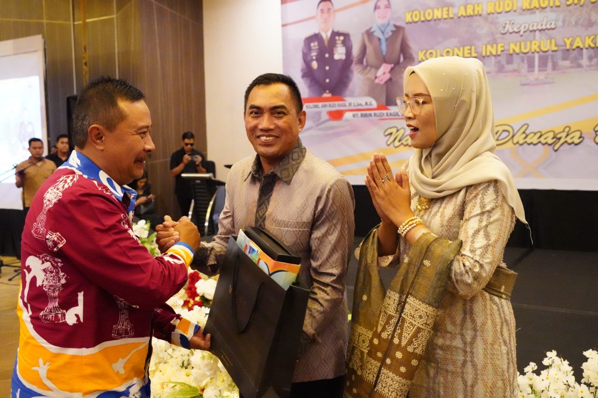 Pisah Sambut Komandan Korem 062/Tarumanegara, Pj Bupati Garut Apresiasi Dedikasi dan Loyalitas Kolonel Arh Rudi Ragil*