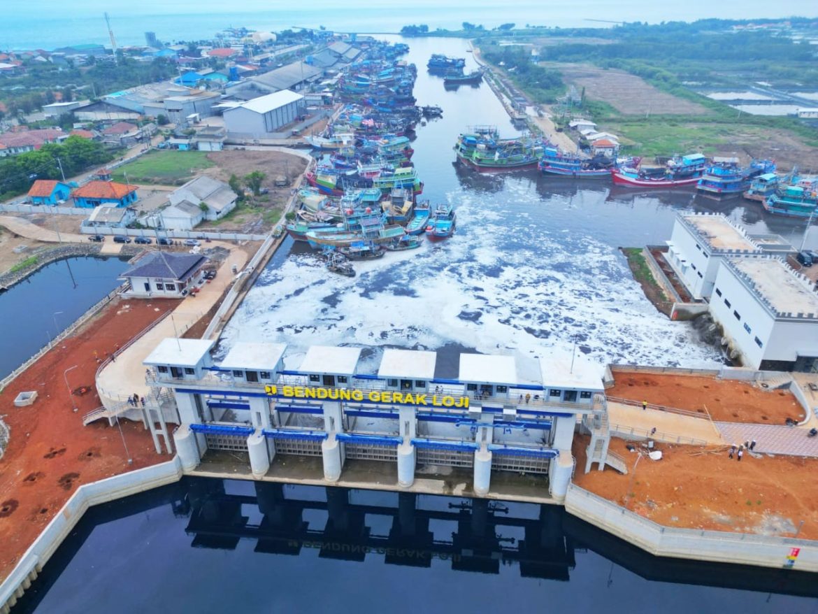 BBWS dan Pemkot Pekalongan Uji Coba Operasional Bendung Gerak 