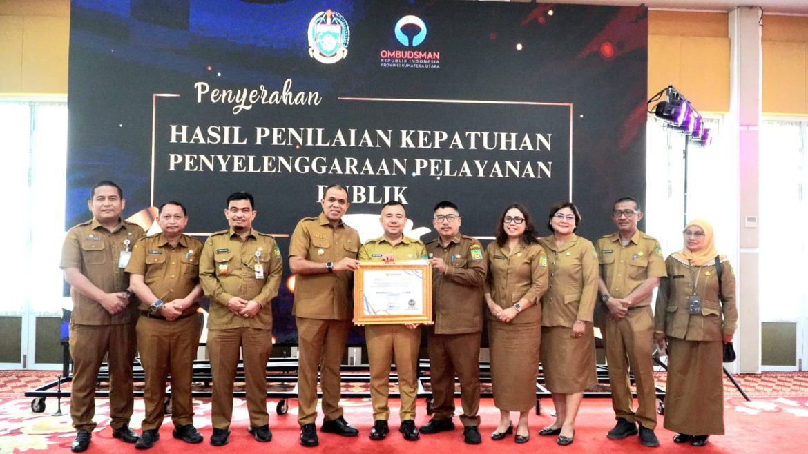 Raih Peringkat 2 Kepatuhan Penyelenggaraan Pelayanan Publik se-Sumut: Bukti Komitmen Pj. Bupati Faisal Hasrimy.